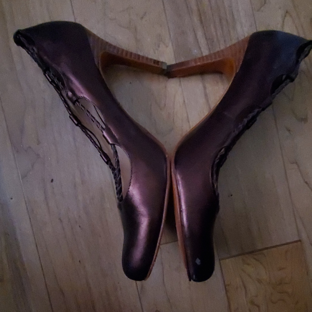Shoes - Picture 2 of 3